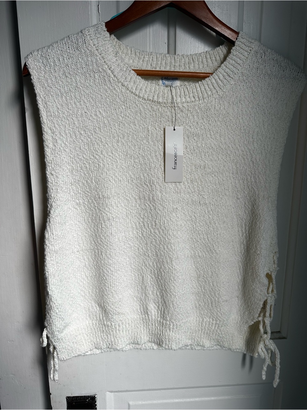 Francesca'sCream Knit Sleeveless Sweater Tank